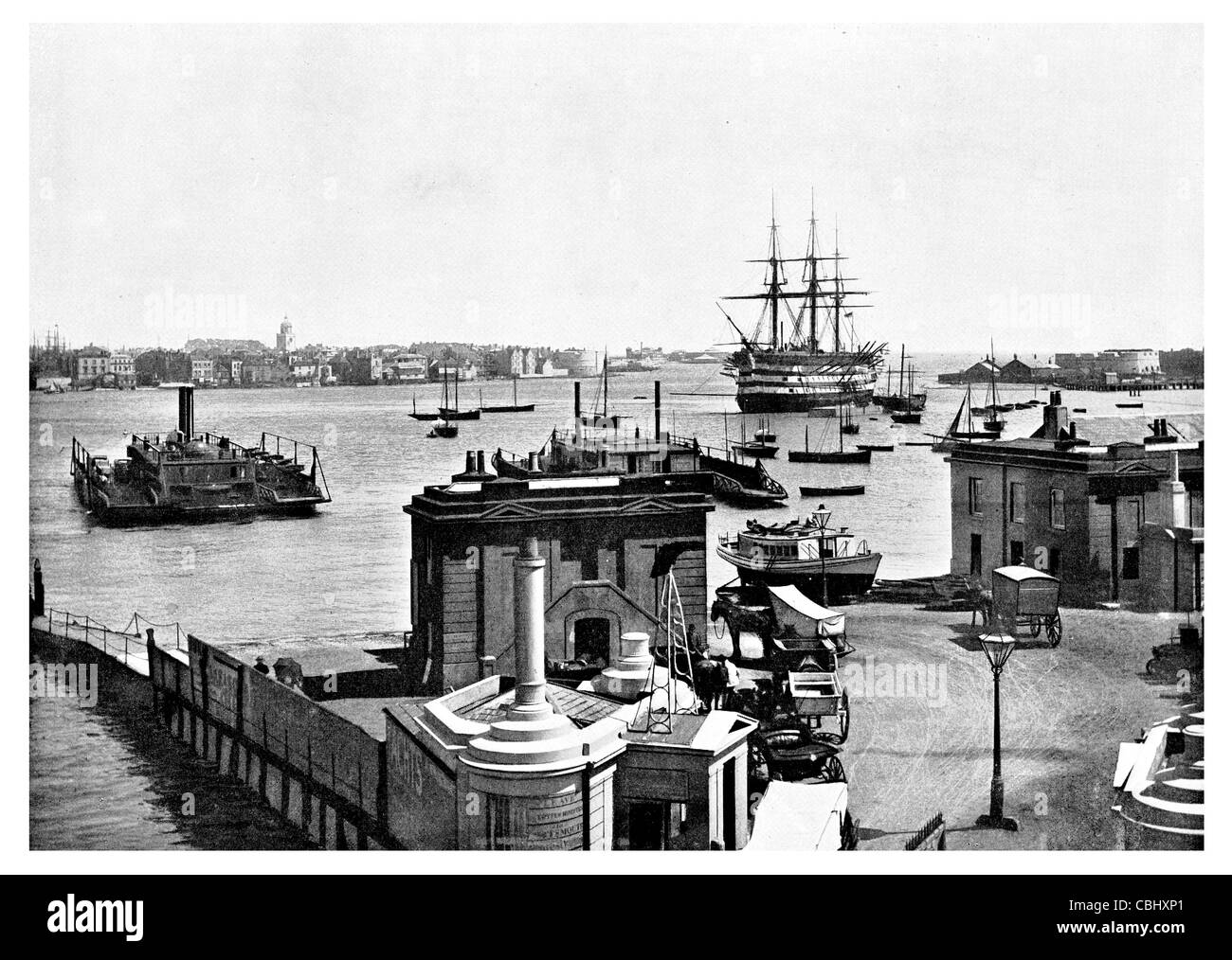 Port naturel du port de Portsmouth Hampshire Angleterre HMS Victory 104 gun premier navire de la Marine royale ligne phare Lord Nelson Banque D'Images