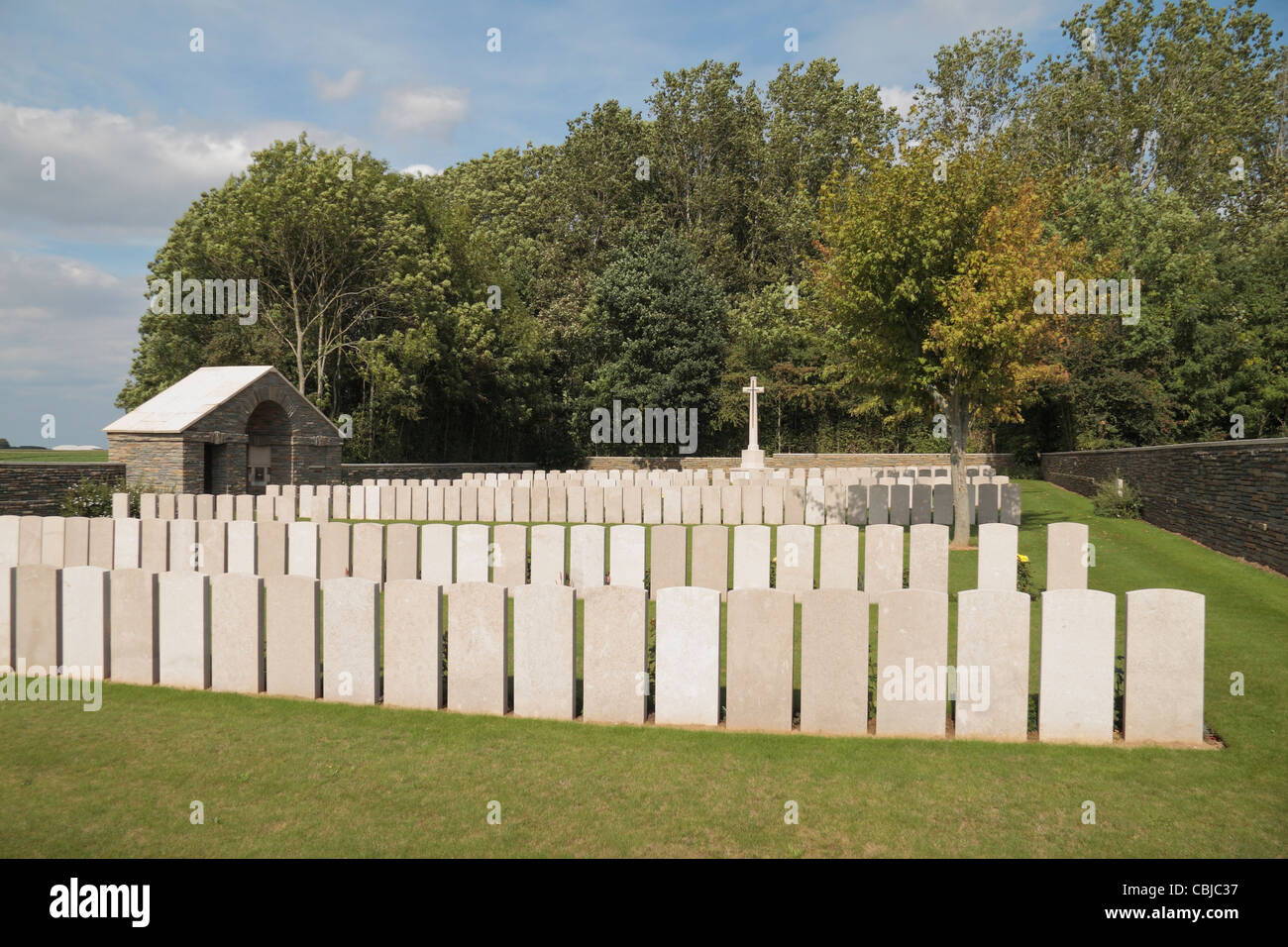 Vue générale de la carrière - CSGC Wood Cemetery, Montauban, Somme, France. Banque D'Images