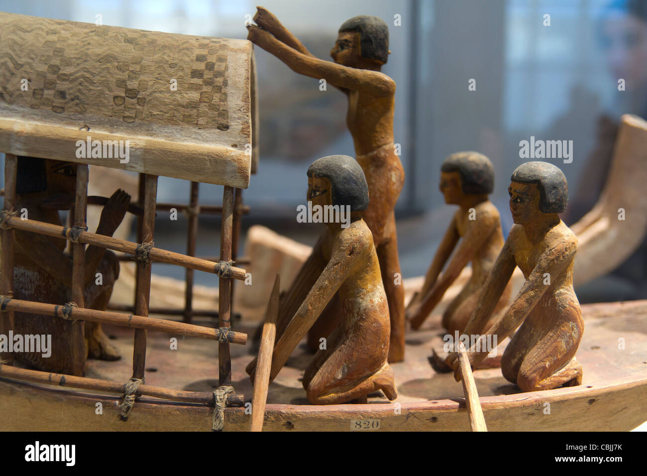 Bateau égyptien modèle en bois provenant de l'Empire du Milieu, le Musée du Louvre, Paris, France Banque D'Images