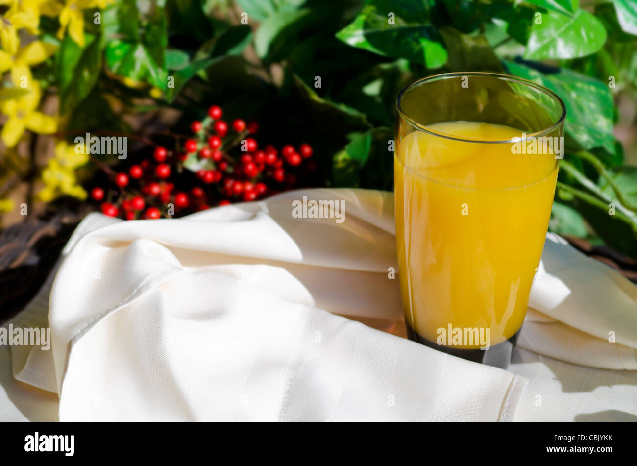 Le jus d'orange à l'extérieur Banque D'Images