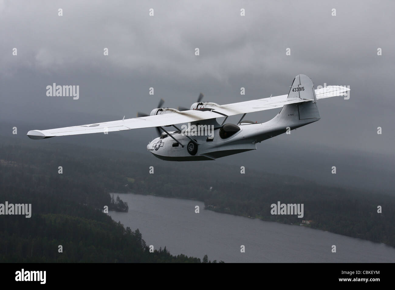 Boras, Suède - Consolidated PBY Catalina vintage flying boat in U.S. Army Air Force couleurs de sauvetage naval. Banque D'Images