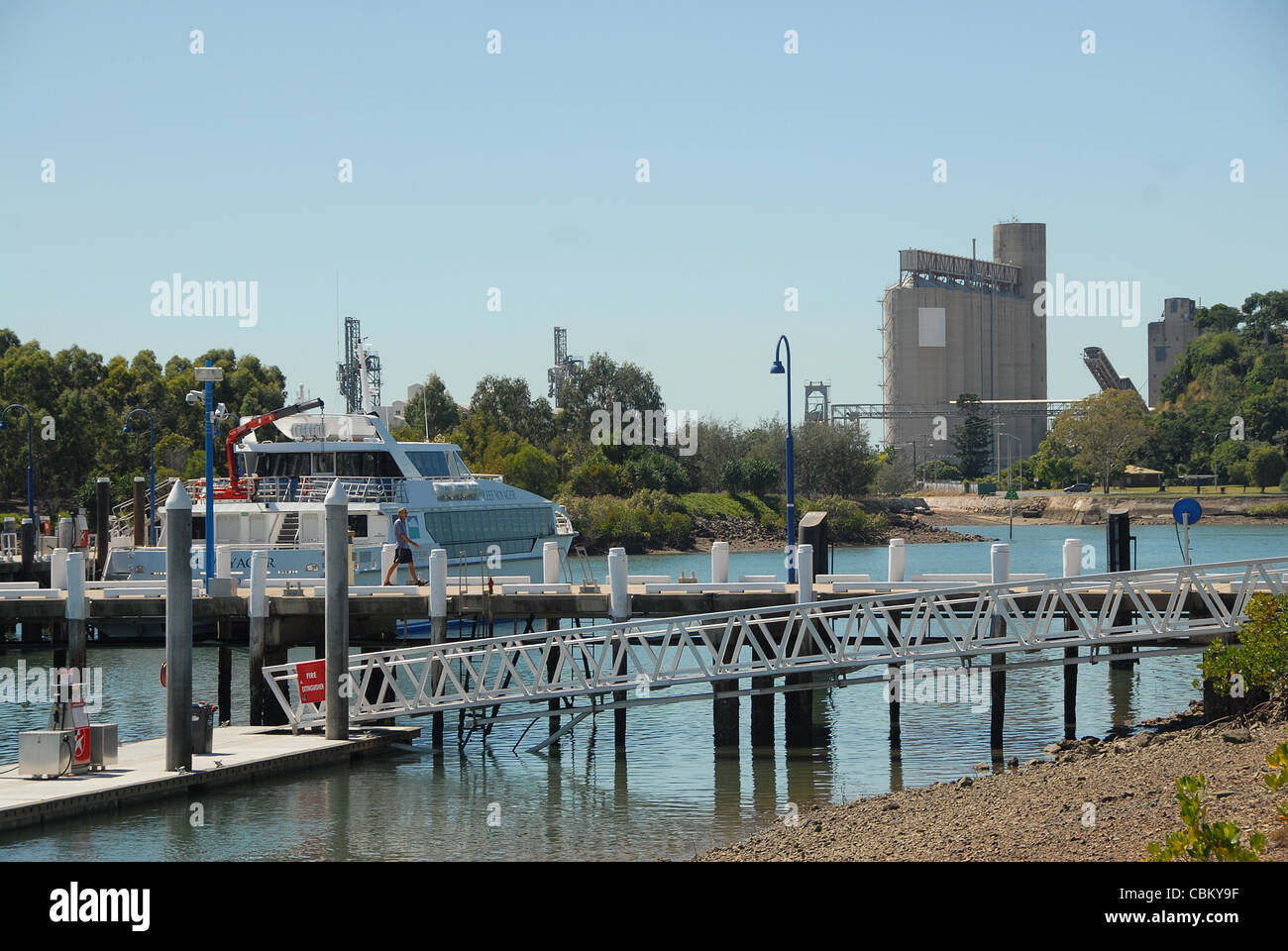 Pier de l'île Heron ferry dans le port de Gladstone en central Queensland, Australie Banque D'Images