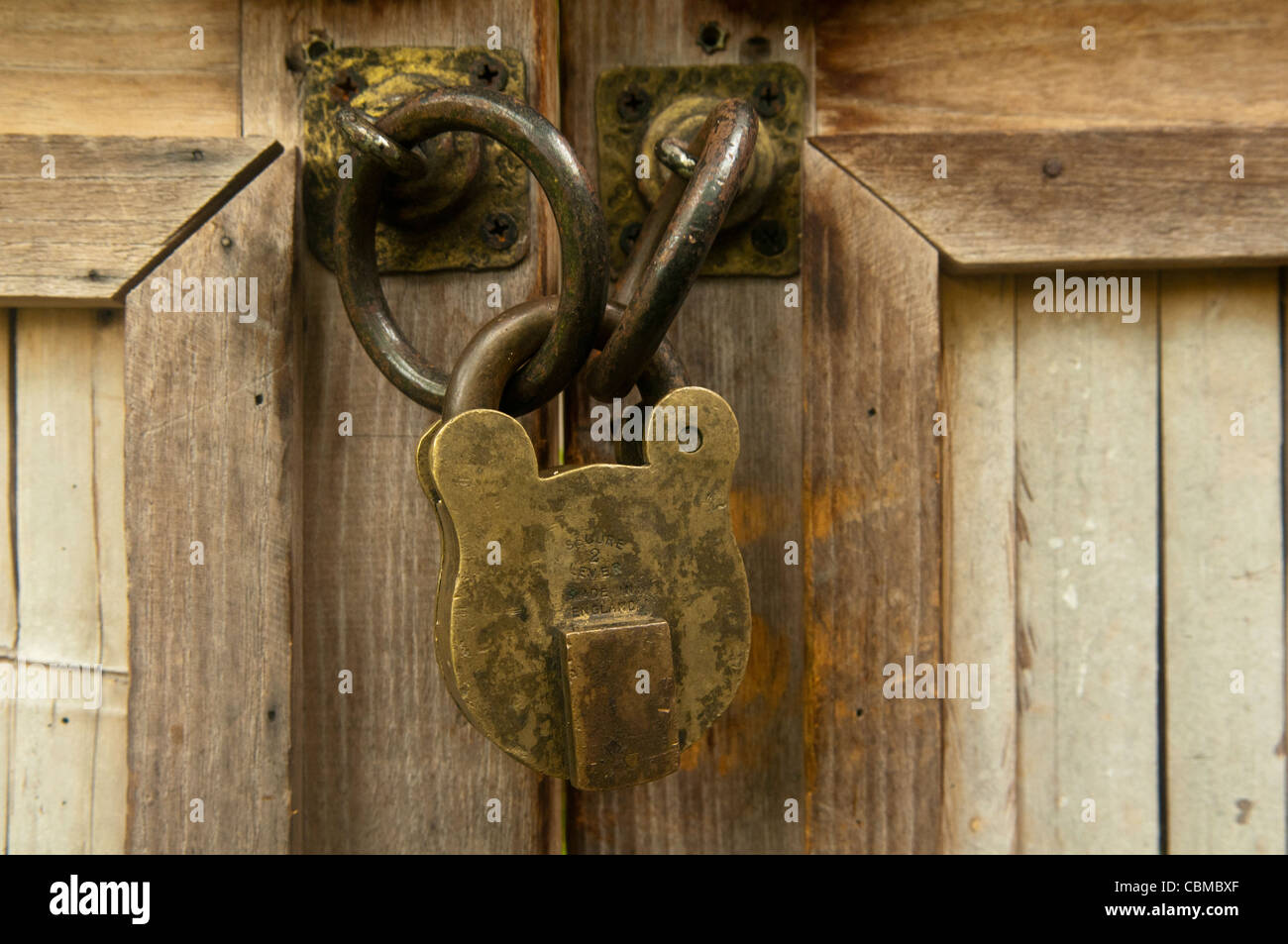 Ancien cadenas en laiton lourd, PAI, Thaïlande Banque D'Images