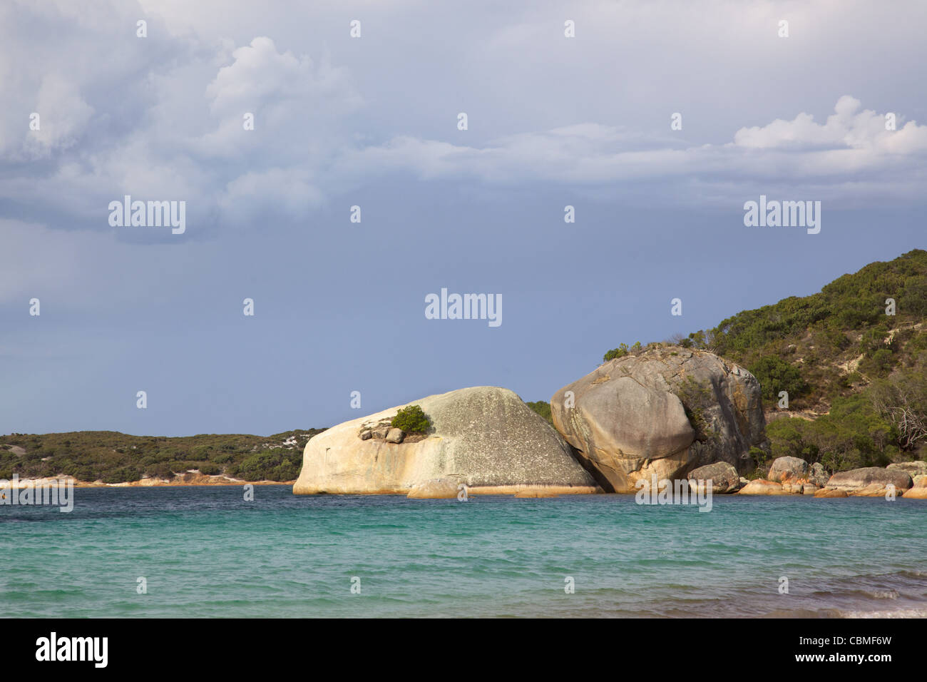 Deux peuples Bay et la réserve naturelle, près d'Albany, dans l'ouest de l'Australie. Banque D'Images