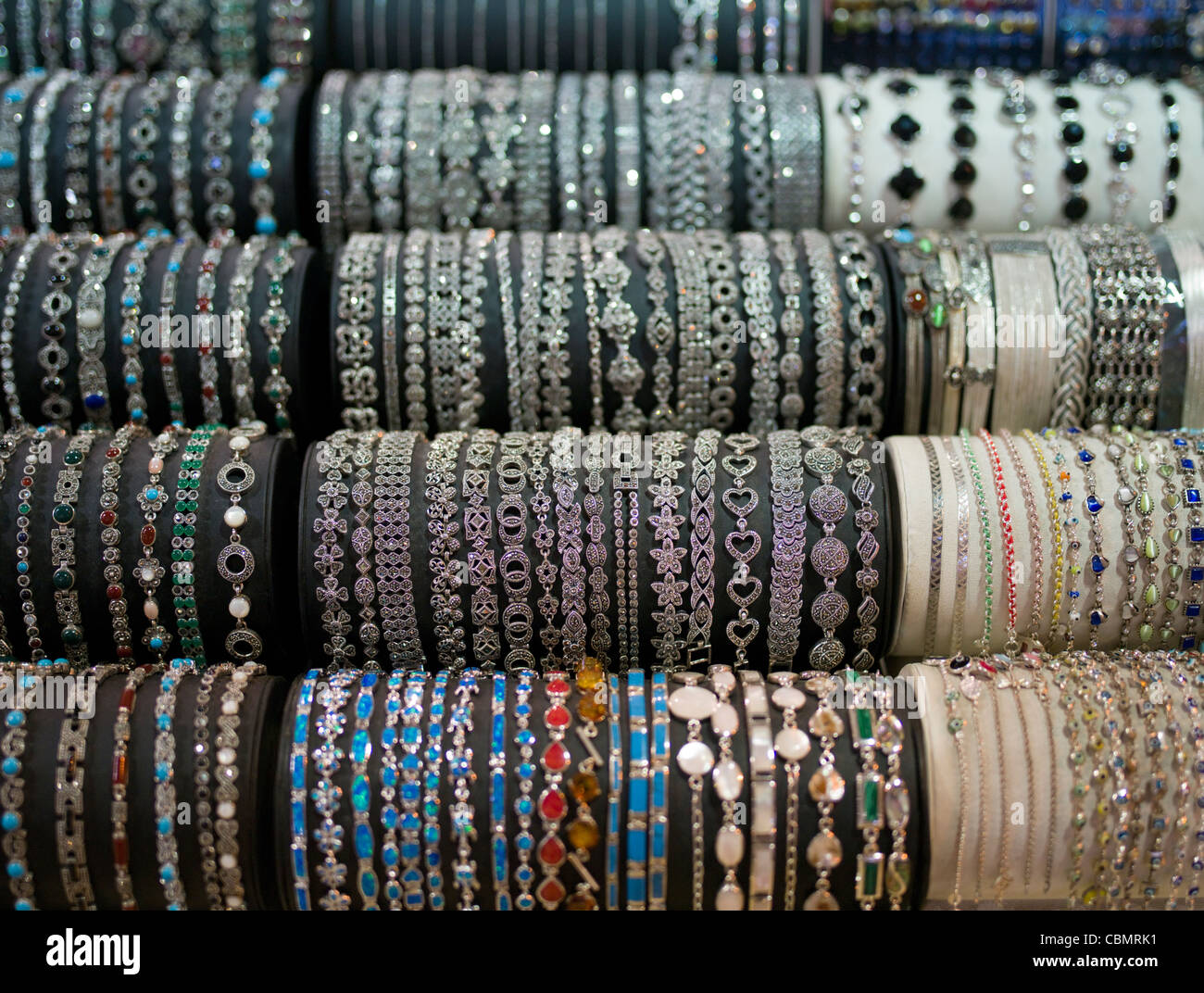 Bijoux pour la vente dans le Grand Bazar, Istanbul Banque D'Images