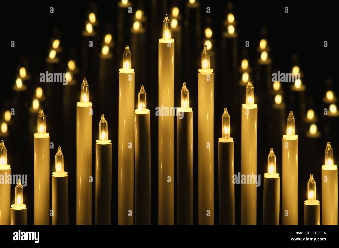 La lumière des bougies bougies de l'Avent Banque D'Images