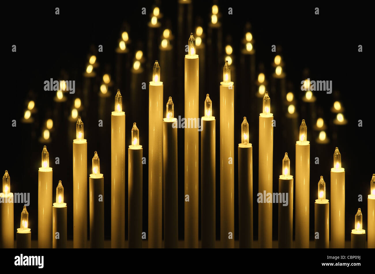 La lumière des bougies bougies de l'Avent Banque D'Images