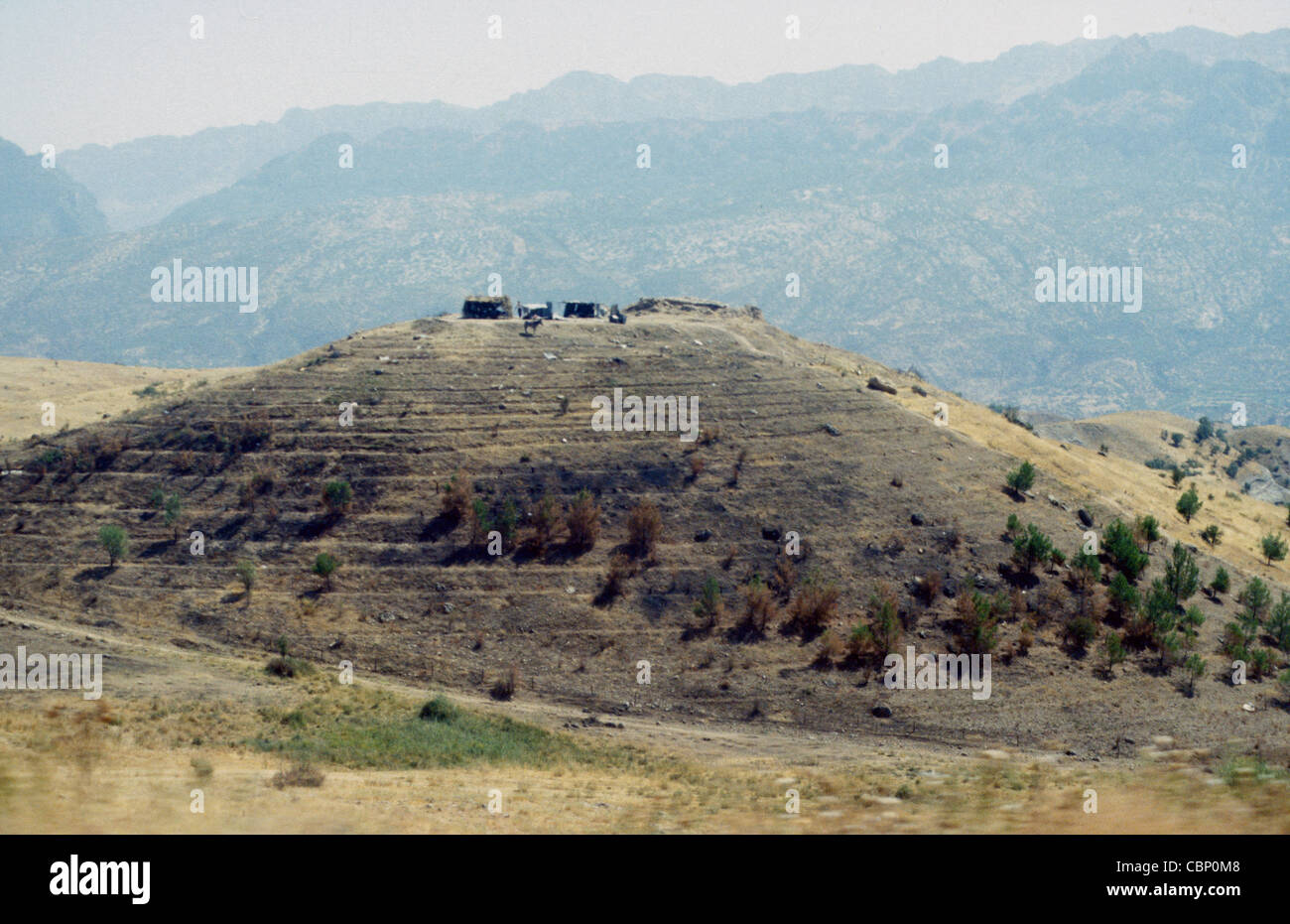 Positions de l'armée irakienne dans le Kurdistan sous Saddam Hussein, 1989, de contenir des rebelles kurdes et de contrôle de la population kurde, l'opération Anfal Banque D'Images