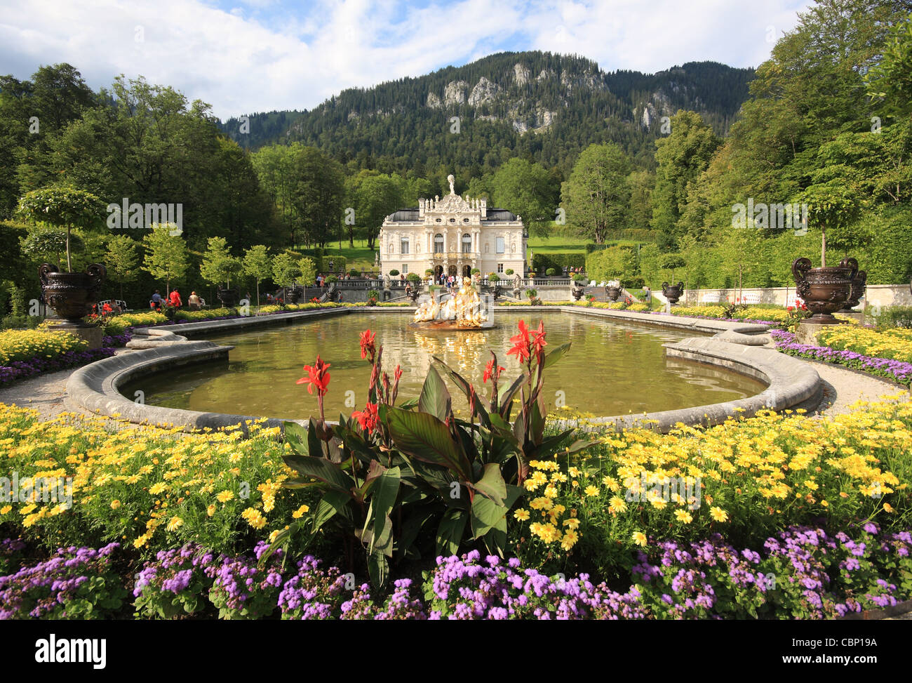 Jardins et Palais du Roi Ludwig II's Schloss Linderhof, Bavière, Allemagne Banque D'Images