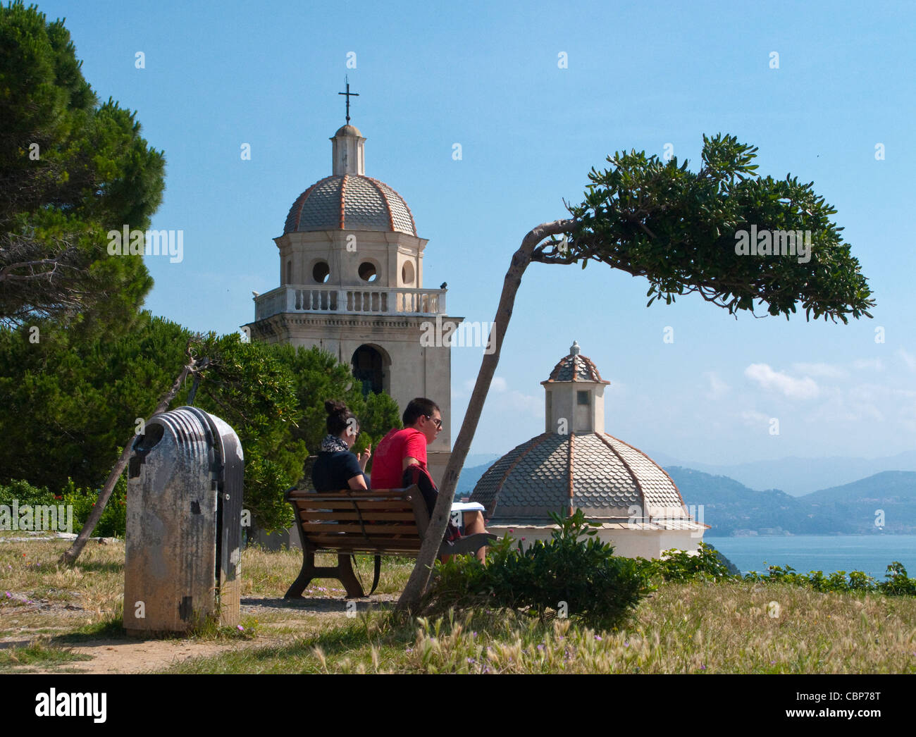 Église de San Lorenzo au village de pêcheurs de Porto Venere, province La Spezia, Liguria di Levante, Italie, Méditerranée, Europe Banque D'Images