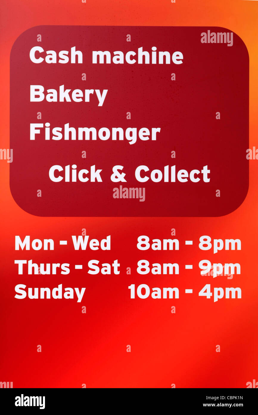 La promotion d'une enseigne de supermarchés cash machine, boulangerie, poissonnier et internet shopping 7 jours par semaine Banque D'Images