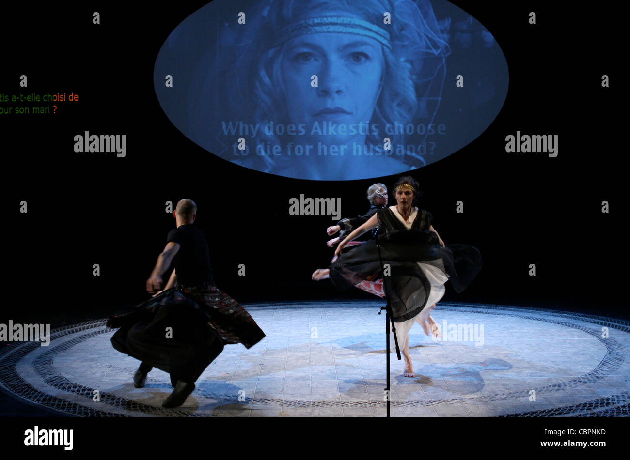 Femme surnaturelle, femme surnaturelle - Société Big Dance Theater, USA - chorégraphie et direction d'Annie B PARSON - avec Tym Banque D'Images