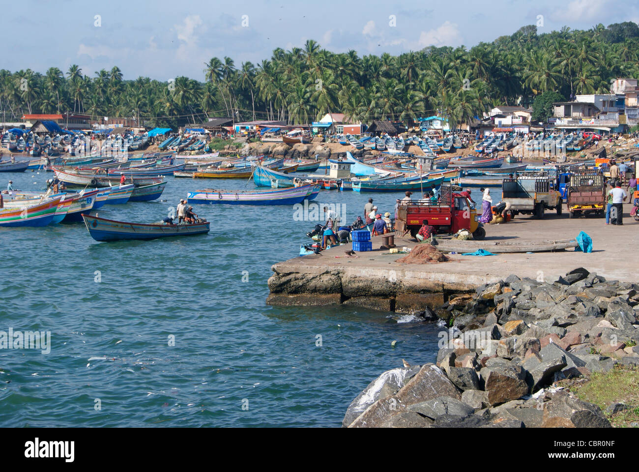 Vizhinjam Harbour plein rush dans la soirée.Vizhinjam Port est l'un des principaux port de pêche de Kerala, Inde Banque D'Images