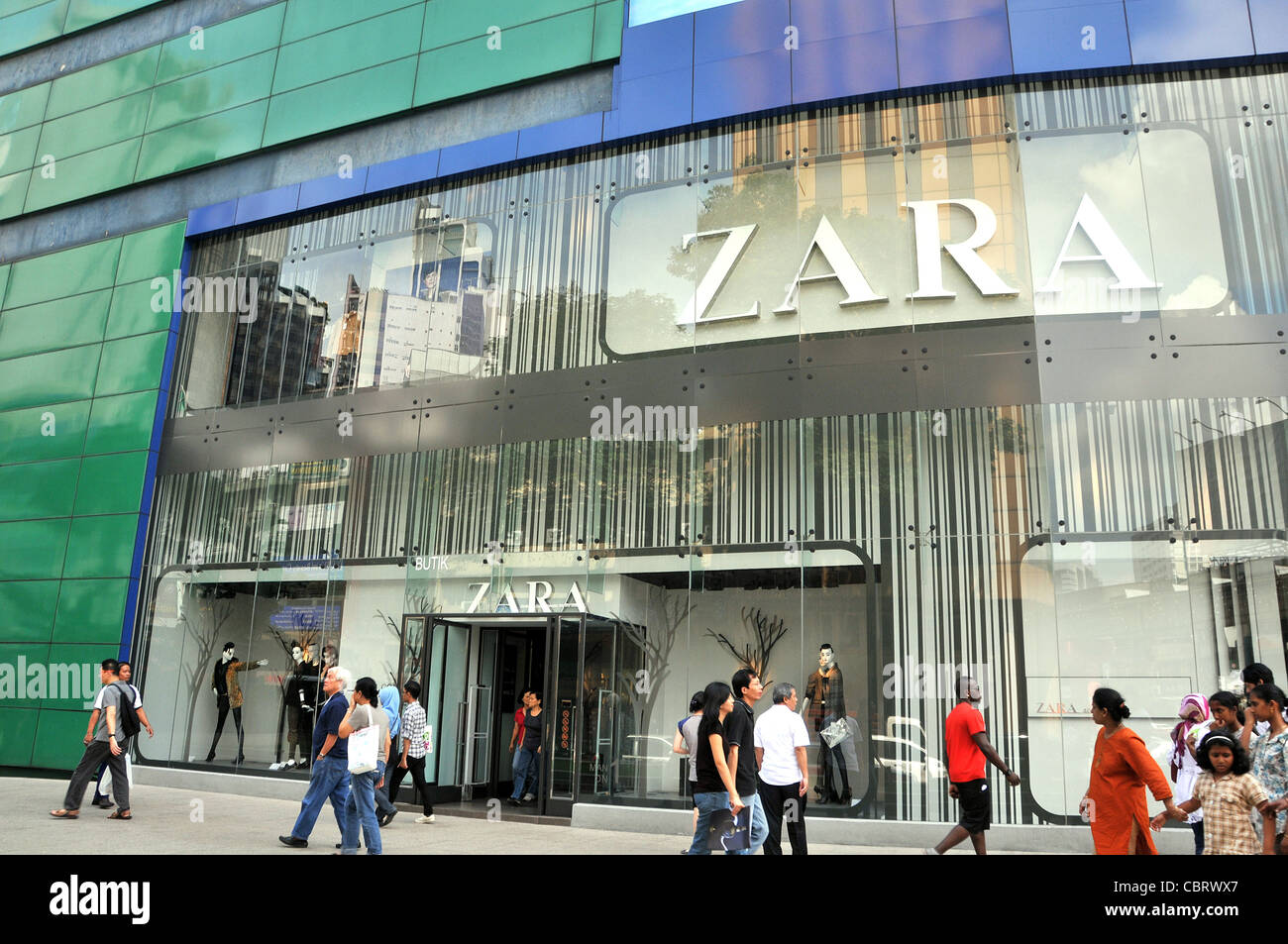 Zara Boutique Kuala Lumpur, en Malaisie Photo Stock - Alamy