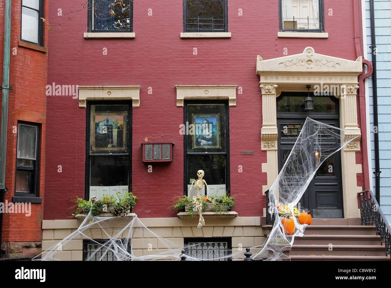 Une maison décorée pour Halloween, à Brooklyn, New York City Banque D'Images