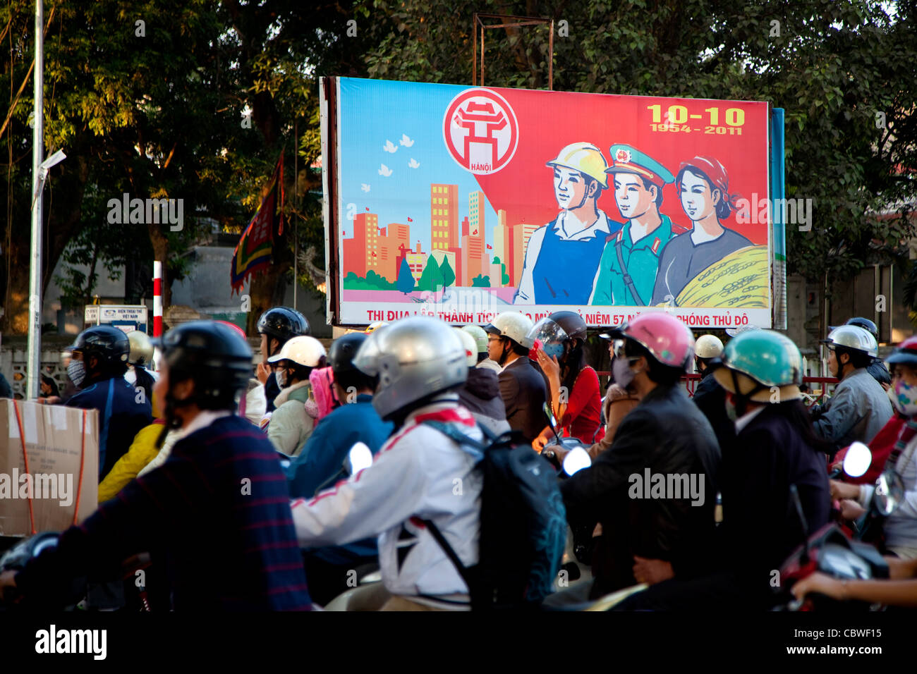 Signe de la propagande et de la circulation à Hanoi, Vietnam, Asie Banque D'Images