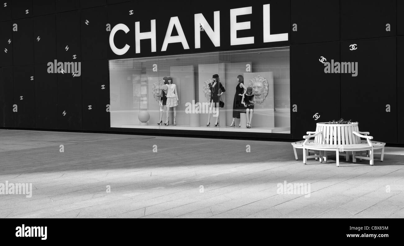 Shin Kong Place, Beijing. Boutique Chanel dans le haut de gamme du centre commercial Shin Kong. Banque D'Images