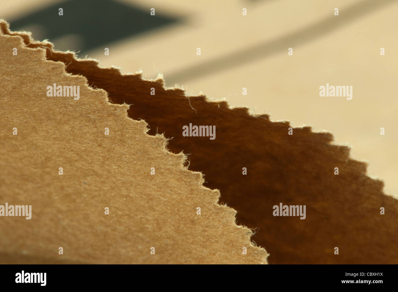 Partie d'un sac en papier. Papier d'emballage Banque D'Images