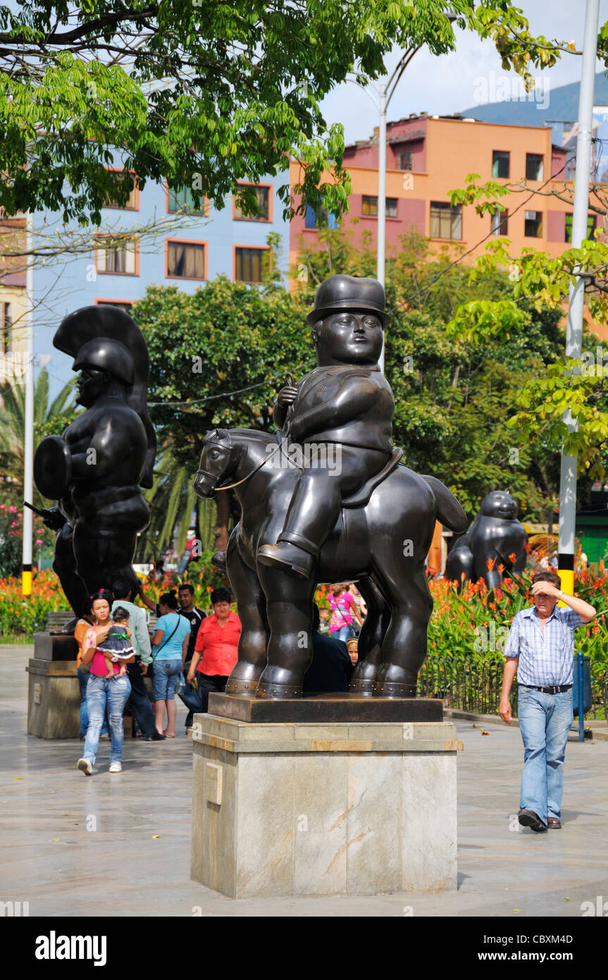 De sculpture figuratives de l'artiste et sculpteur Fernando Botero Angulo, Plaza Botero, Medellin, Colombie Banque D'Images