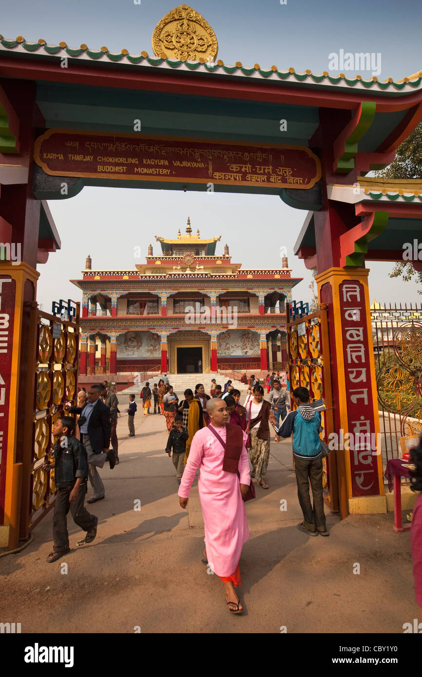 L'Inde, le Bihar, Bodhgaya, Bouddhisme, temple tibétain, porte d'entrée Banque D'Images