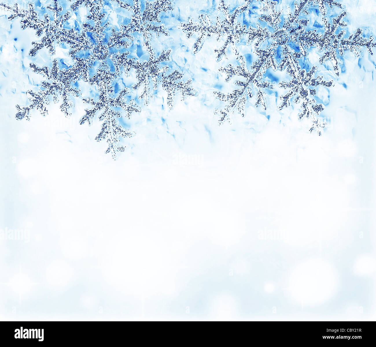 Blue Snowflake bordure décorative, beau froid bleu fond neige gelée, vacances d'hiver, abstract pattern Banque D'Images