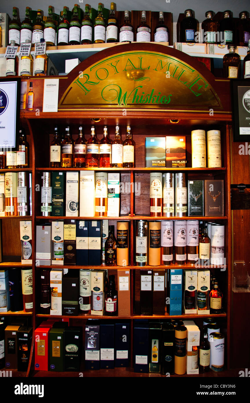 Whisky écossais, Whisky Single Malts,Boutique,Royal Mile Edinburgh, Ecosse Banque D'Images