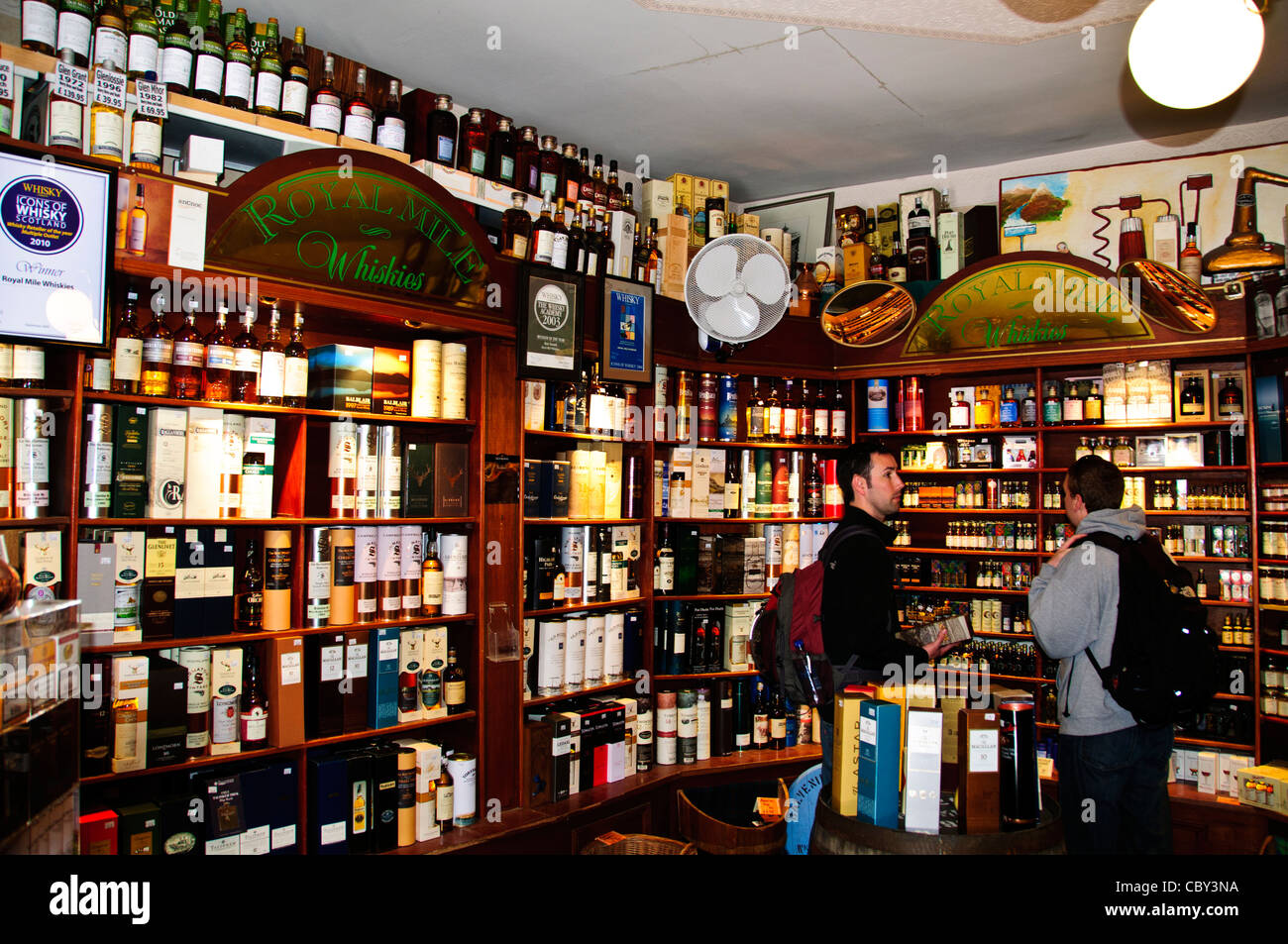 Whisky écossais Single Malt Whisky,,magasin,Royal Mile, Edinburgh, Ecosse Banque D'Images