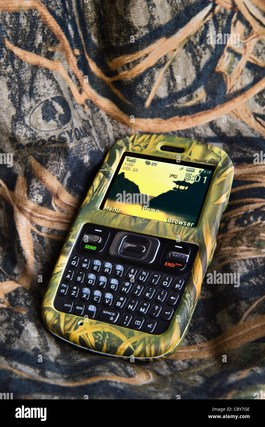 Téléphone mobile avec cas Camouflage Banque D'Images