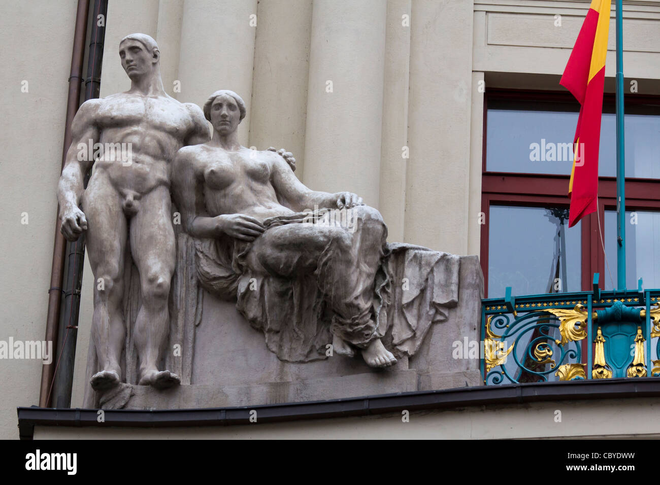 Sculpture sur Nouvelle Mairie dans le quartier juif de Prague, République Tchèque Banque D'Images