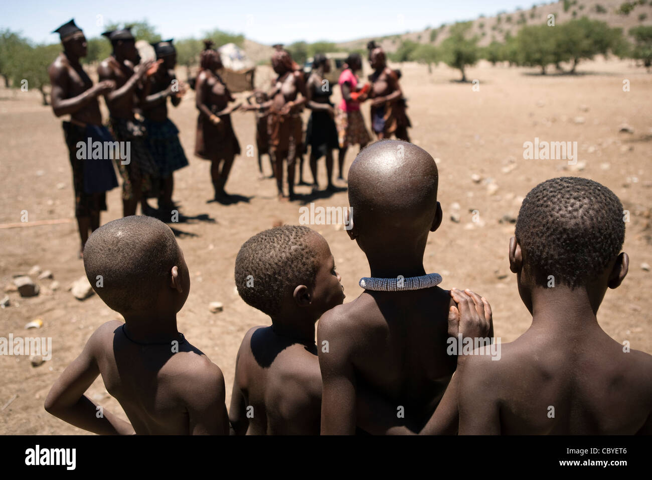 Village Himba - Damaraland, région de Kunene - Namibie, Afrique Banque D'Images