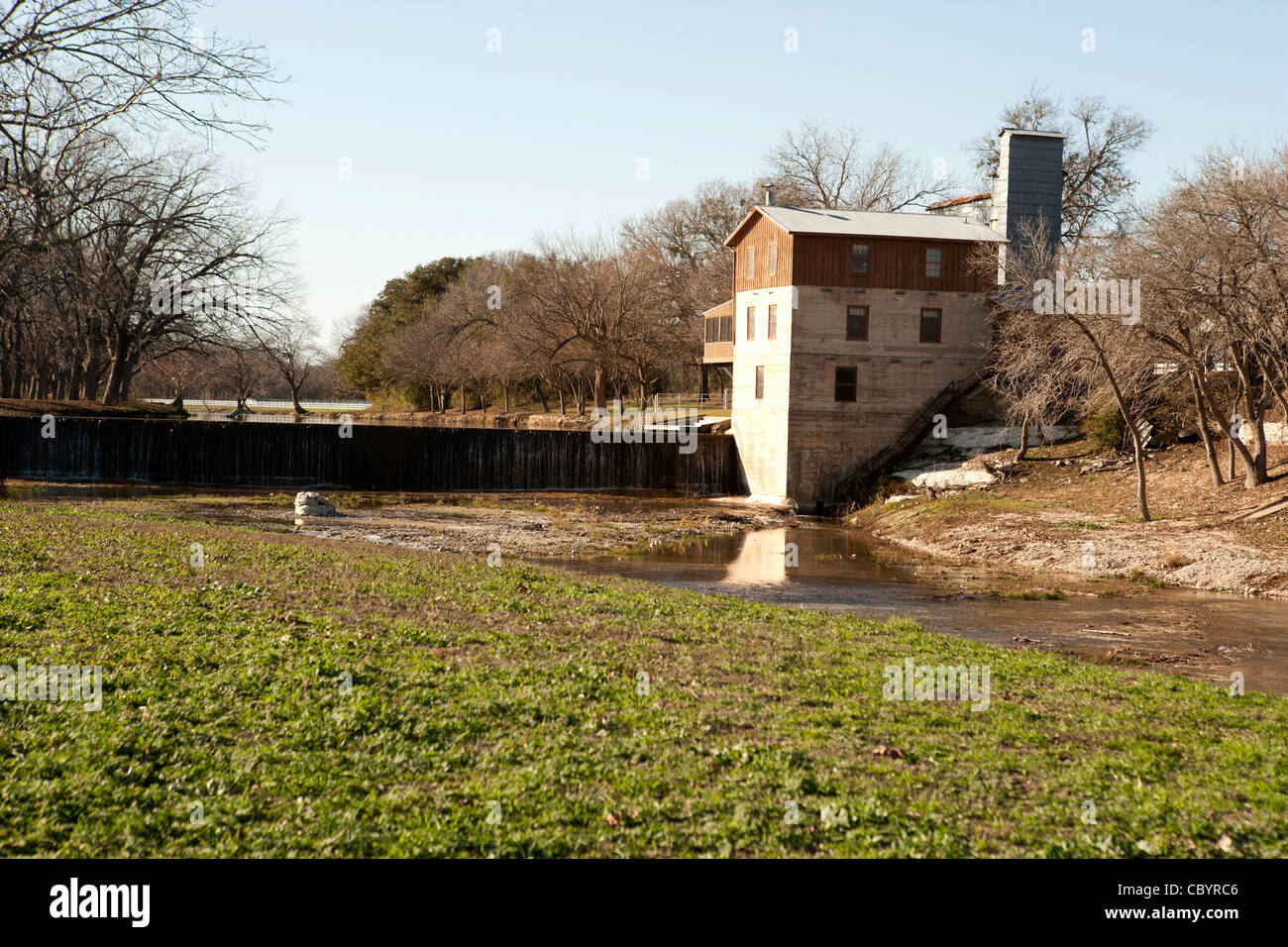 Le moulin et les chutes de Summer's Mill, Belton, TX Banque D'Images