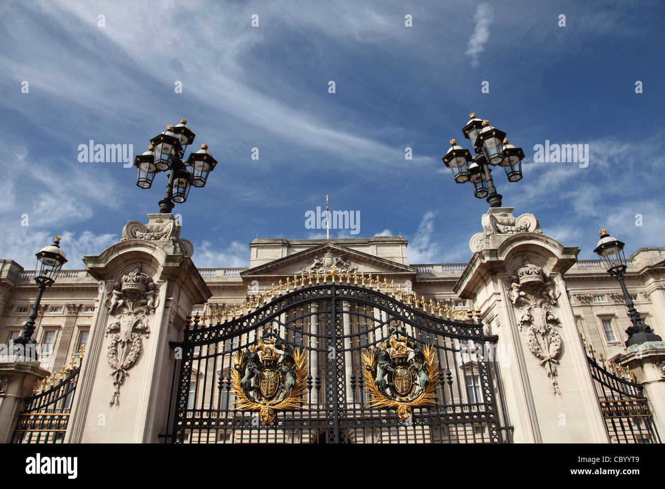 Buckingham Palace Gates, Londres, Angleterre, Royaume-Uni Banque D'Images