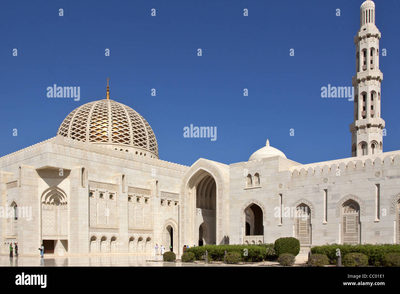 La Grande Mosquée Sultan Qaboos inaugurée en 2001, Muscat, sultanat d'OMAN, au Moyen-Orient Banque D'Images