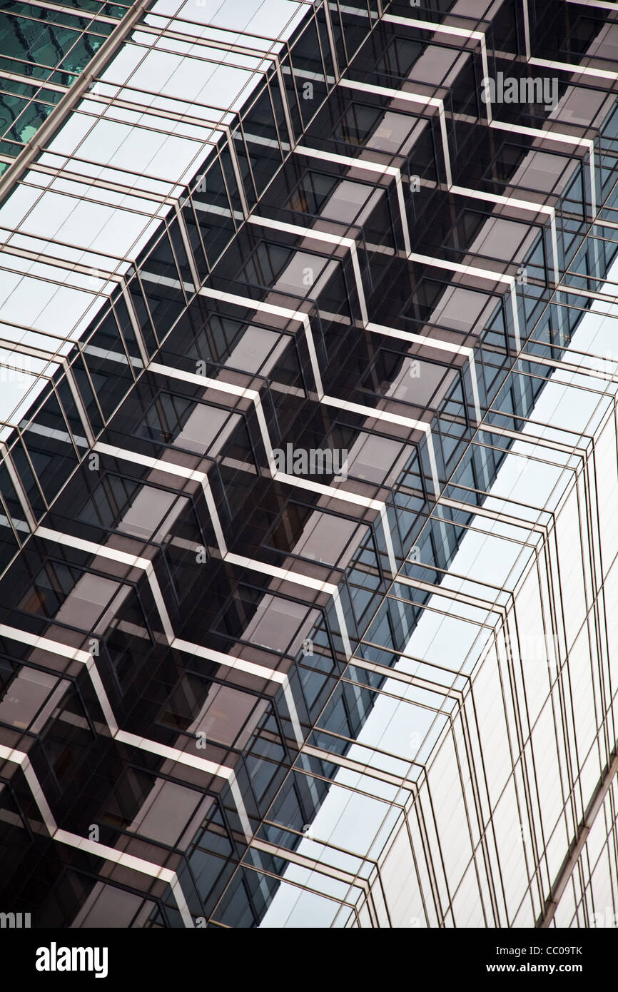 Image abstraite d'un immeuble à appartements au centre-ville de Toronto, Canada Banque D'Images