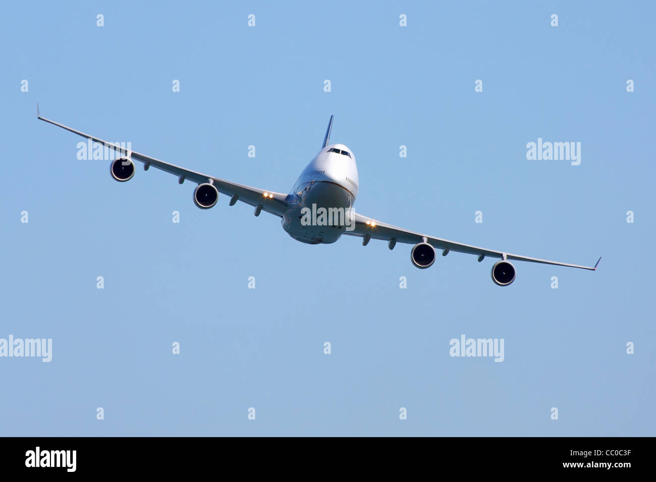 United Airlines Boeing 747 en vol. Banque D'Images