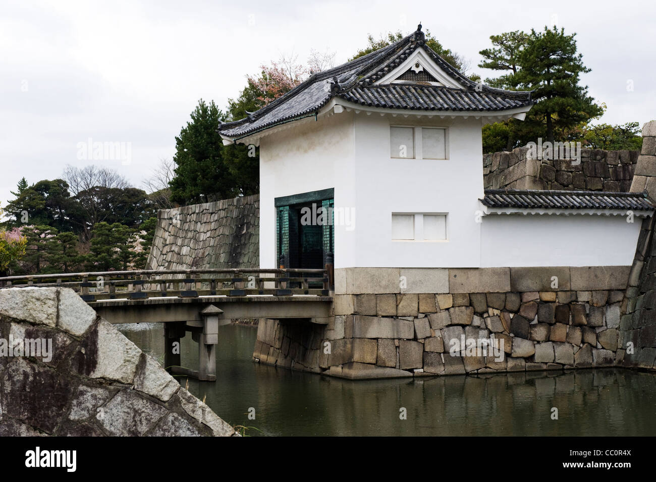 Une maison de gardien au château de Nijo, Kyoto, Japon, Asie Banque D'Images