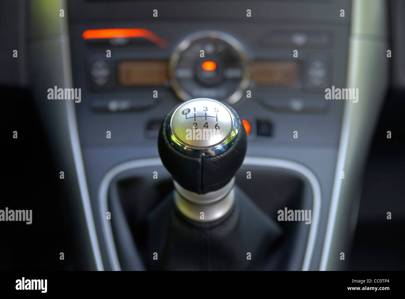 Boîte de vitesse manuelle 6 vitesses Photo Stock - Alamy