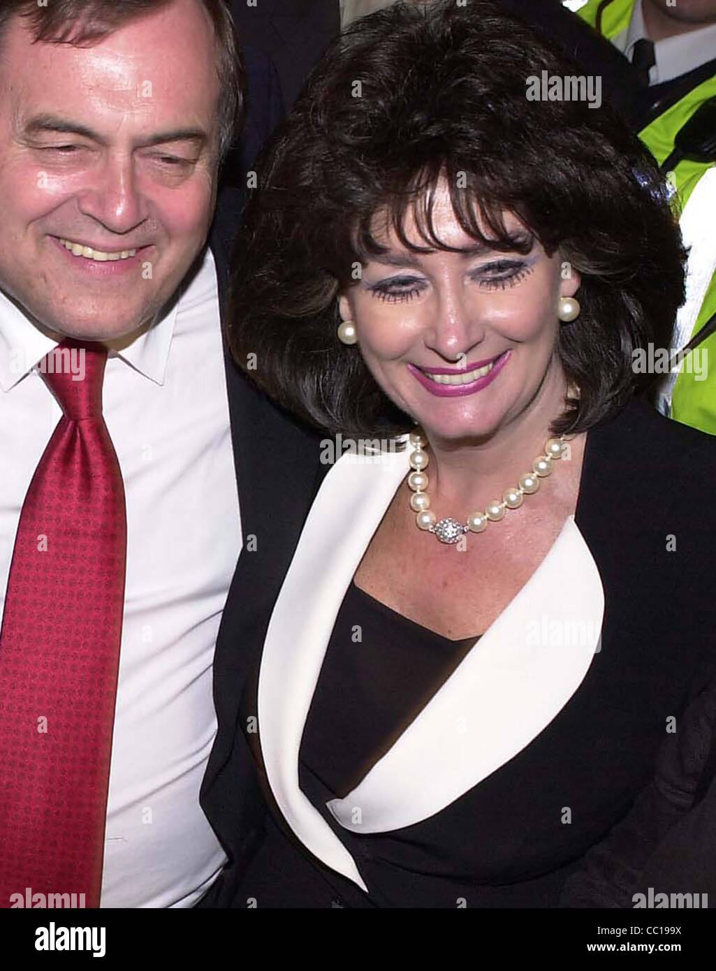 John Prescott et épouse Pauline. À partir des archives de communiqués de presse (anciennement Service Portrait Portrait Bureau) Banque D'Images