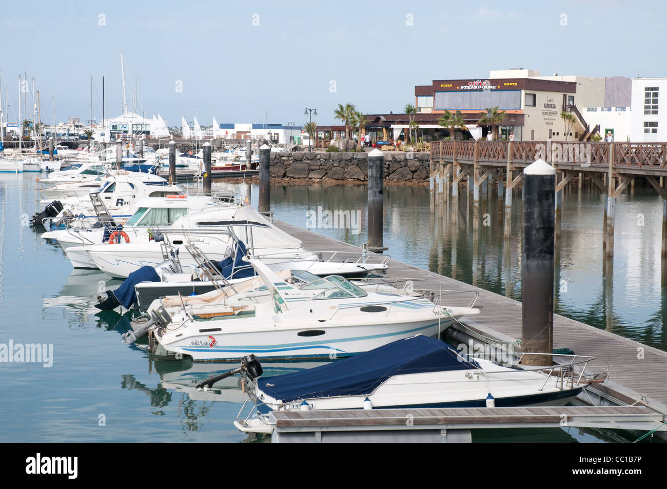 Le port de plaisance de Puerto Rubicorn Playa Blanca Lanzarote Canary Island Banque D'Images