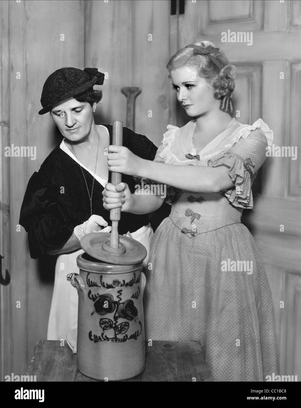 JOAN BENNETT LA POURSUITE DU BONHEUR (1934) Banque D'Images