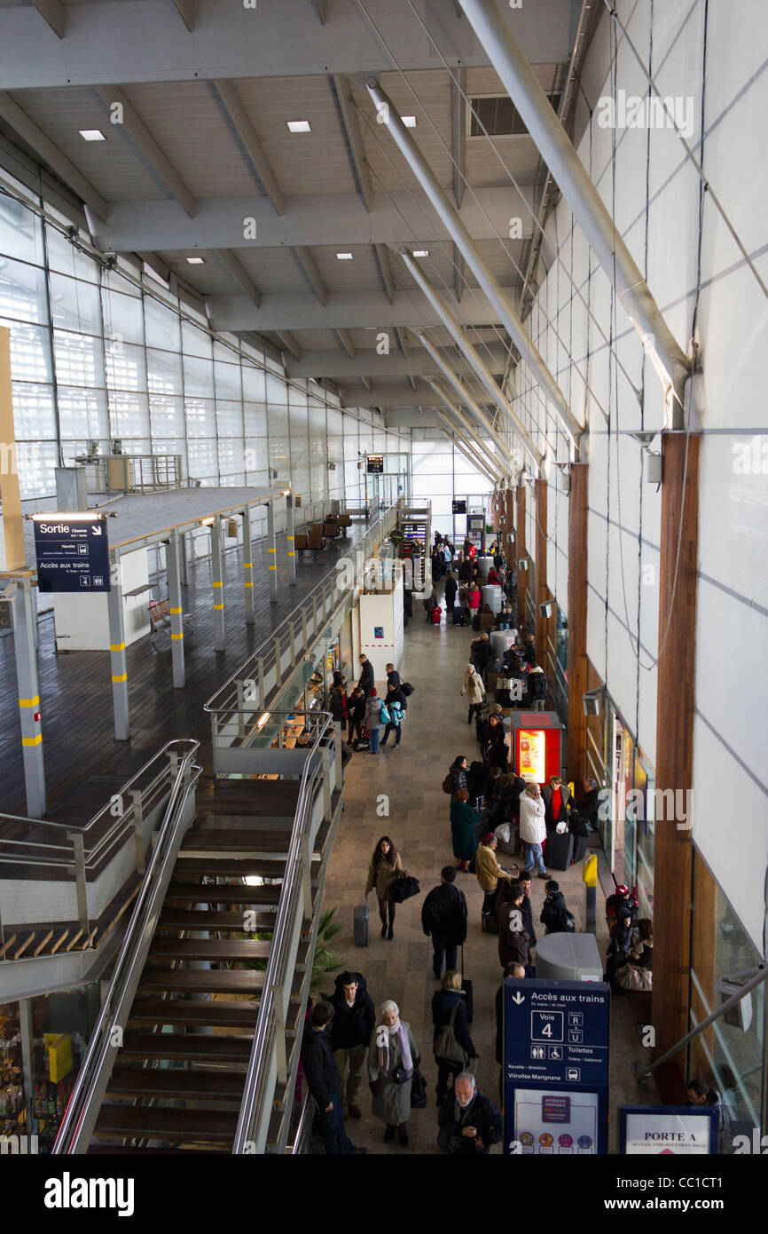 AixenProvence TGV Gare ferroviaire de passagers, France Photo Stock
