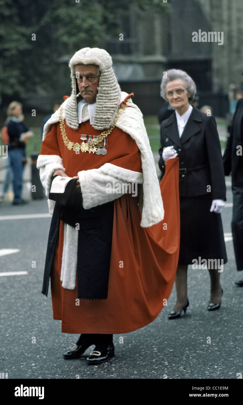 Procession annuelle des juges de l'abbaye de Westminster à la Chambre des Lords qui marque la réouverture du Palais de justice. Banque D'Images