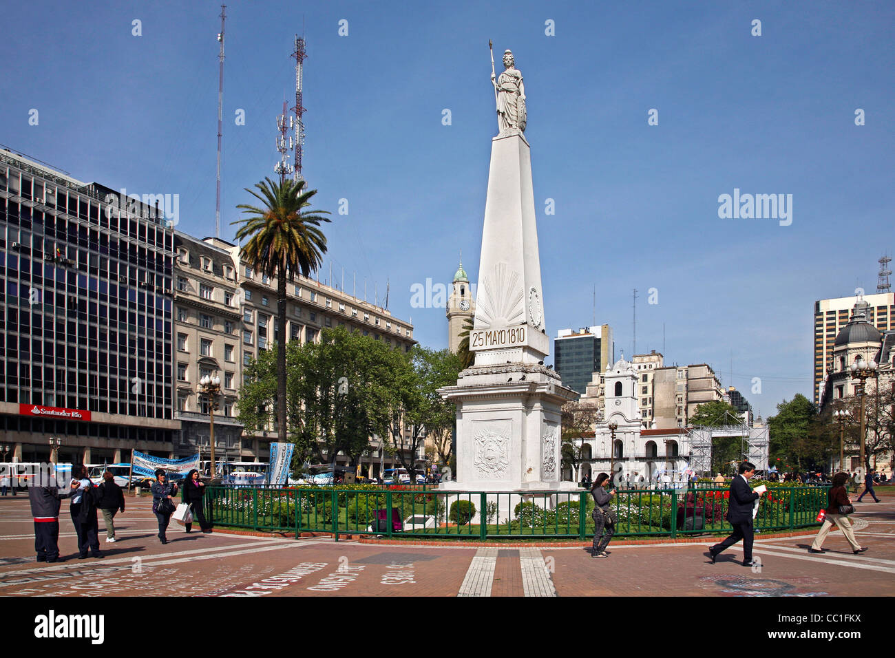 Pirámide de Mayo / Mai pyramide sur la Plaza de Mayo à Buenos Aires, Argentine Banque D'Images