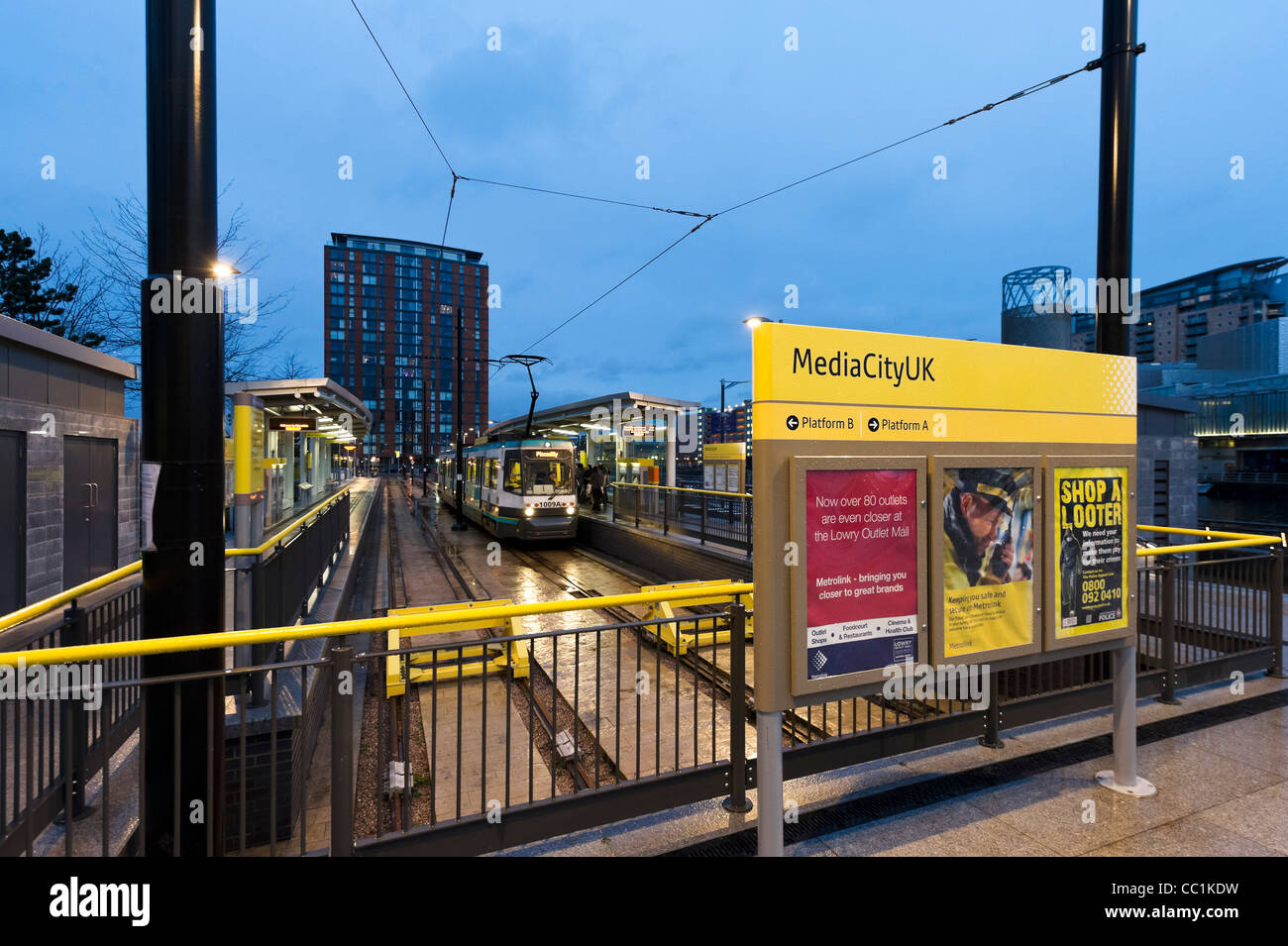 Station de tramway Metrolink à MediaCityUK, Salford Quays, Manchester, UK Banque D'Images