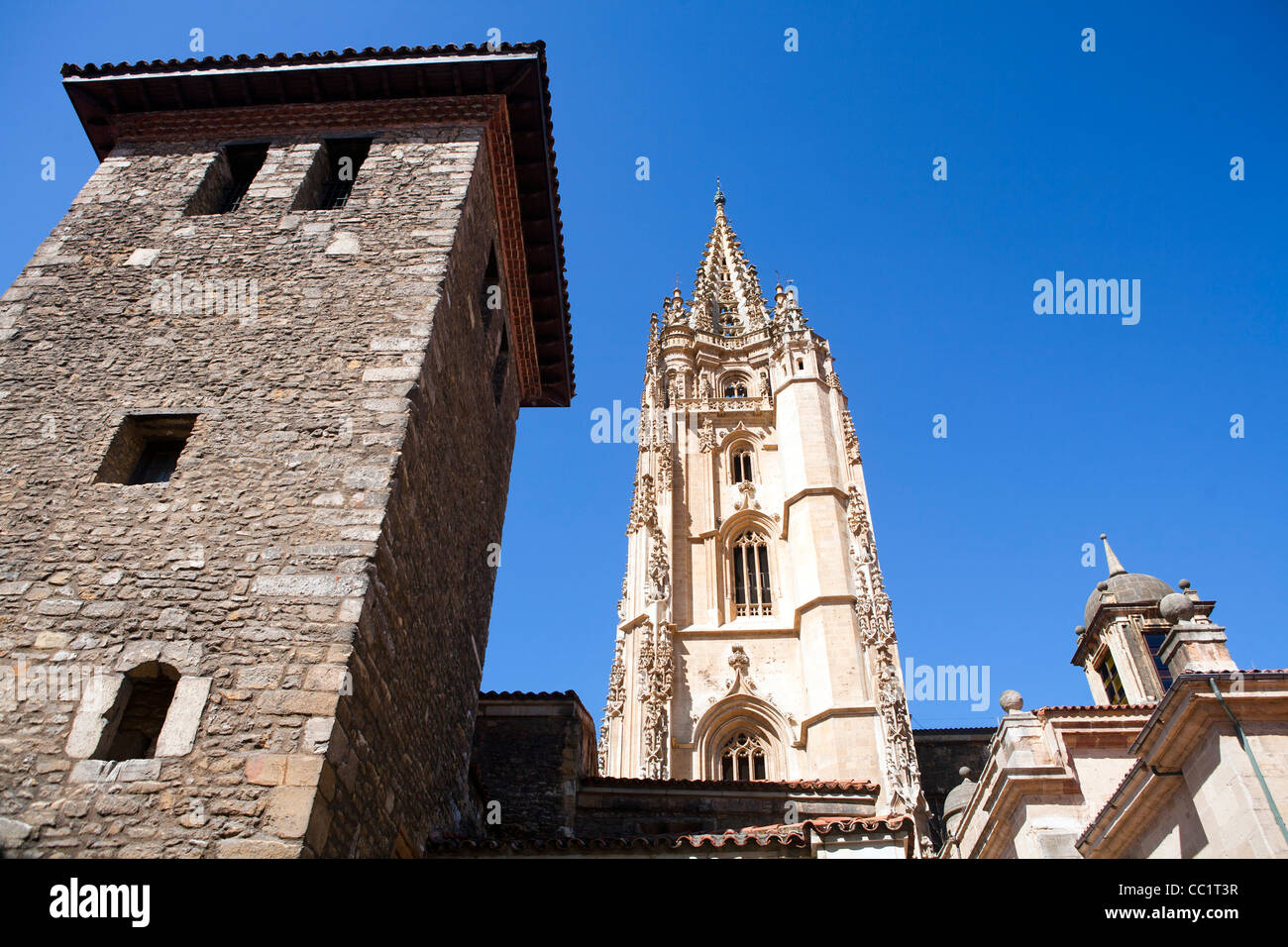 La Cathédrale de San Salvador à Oviedo. Banque D'Images