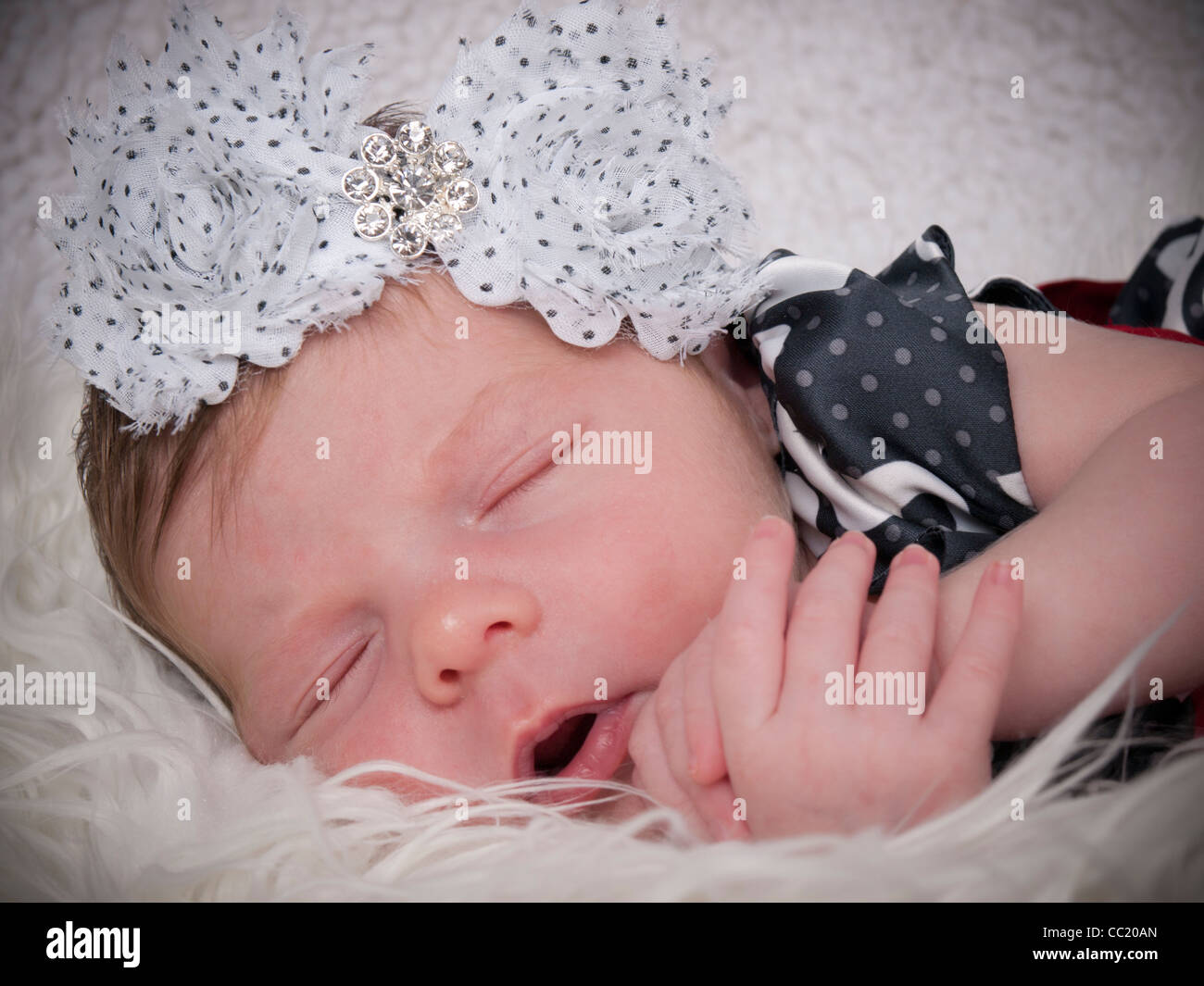 Month Old Baby Napping On Banque D Image Et Photos Alamy