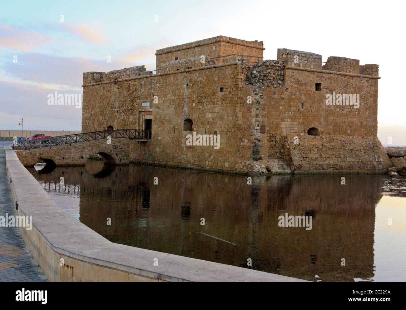 L'ancienne forteresse dans le Port de Paphos, Chypre Banque D'Images