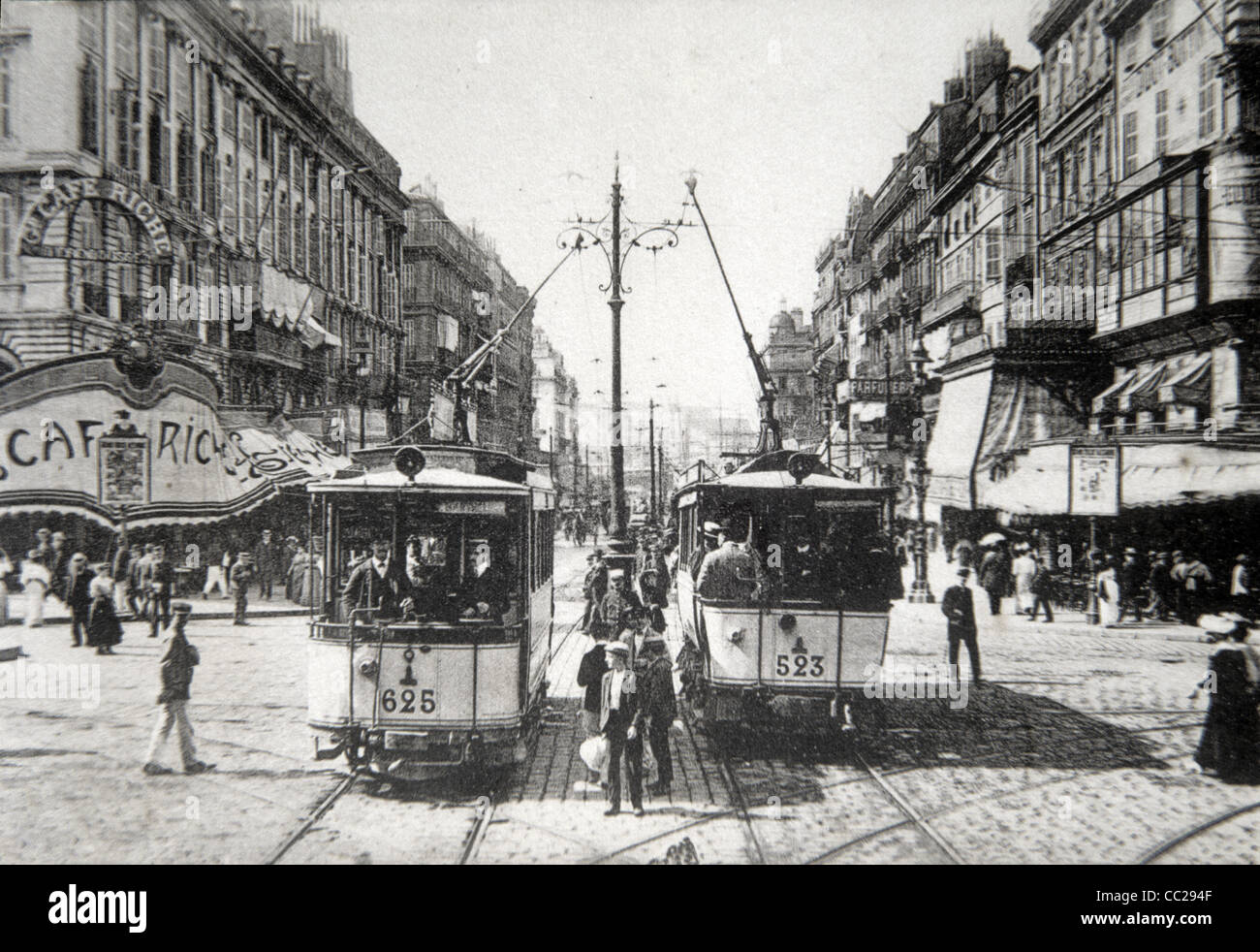 Trams sur la rue Canebière ou la Canebière, l'avenue principale ou principale à Marseille, France, c1910 Banque D'Images