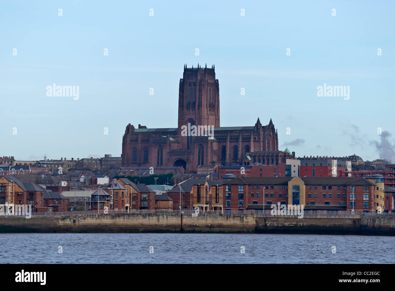 Liverpool waterfront du bac sur la rivière Mersey. Banque D'Images