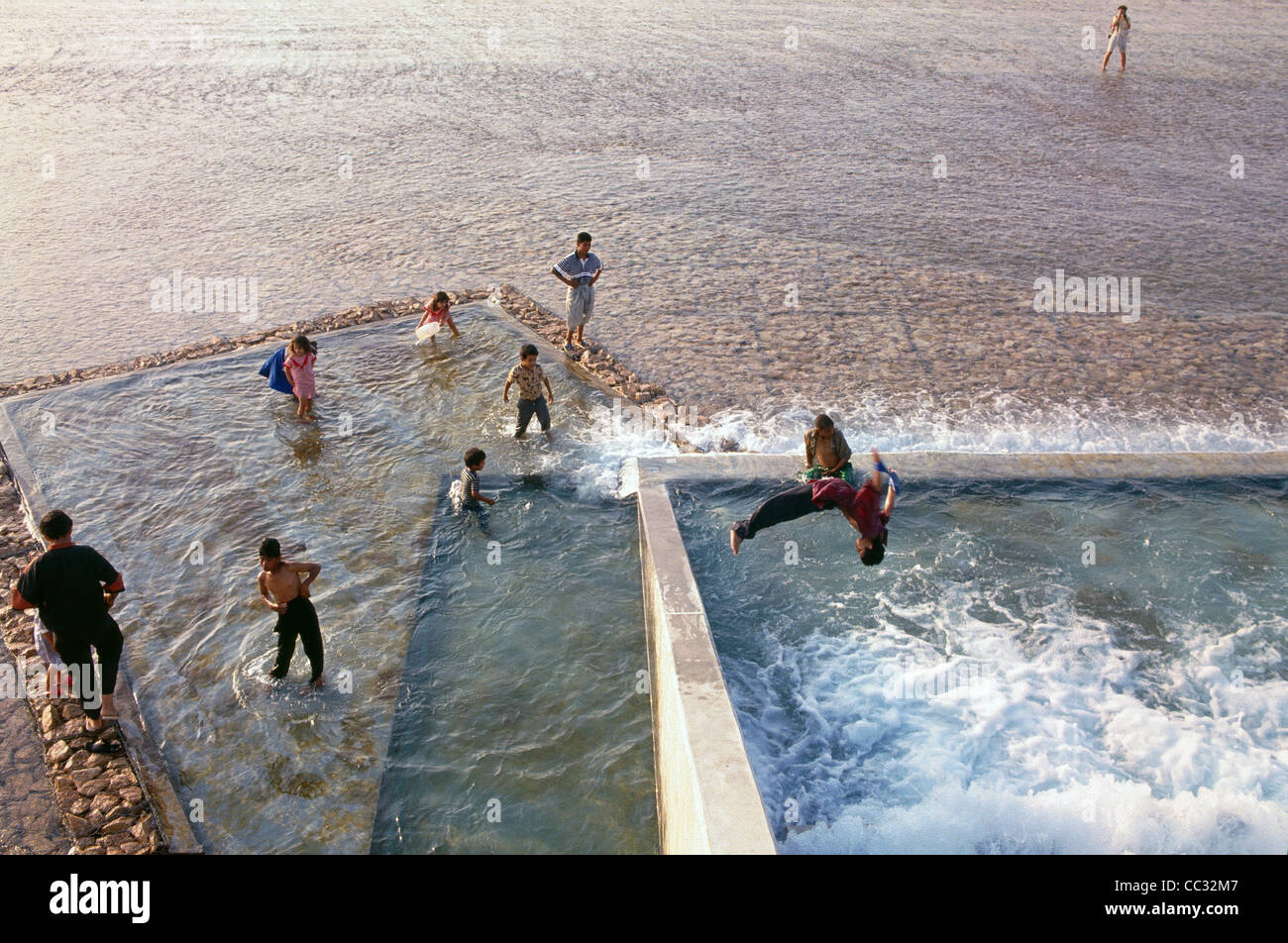 L'ouverture de la grande rivière artificielle de l'eau projet libyen du